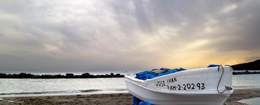 Luminoso Y Amplio Apartamento Zapillo-almeria A 1 Minuto De La Playa A Pie *