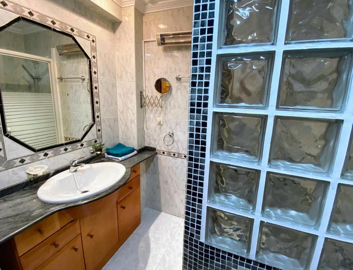 Luminoso Y Amplio Apartamento Zapillo-almeria A 1 Minuto De La Playa A Pie *